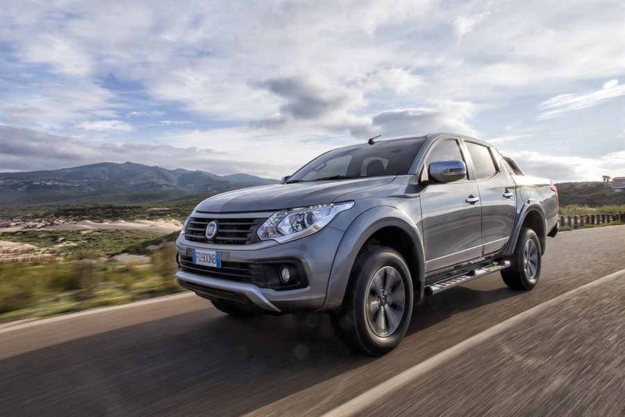 FIAT FULLBACK CABINA ESTESA 2.4 150 CV SX CAMBIO MANUALE