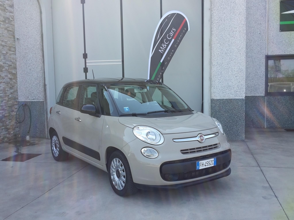 GRUPPO D - FIAT 500L - M&C CARS